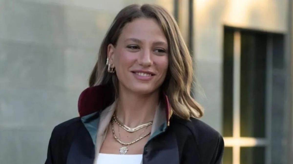 Serenay Sarıkaya yeni imajıyla herkesi şaşırttı! Serenay Sarıkaya Mert Demir sorusuna öyle bir cevap verdi ki!