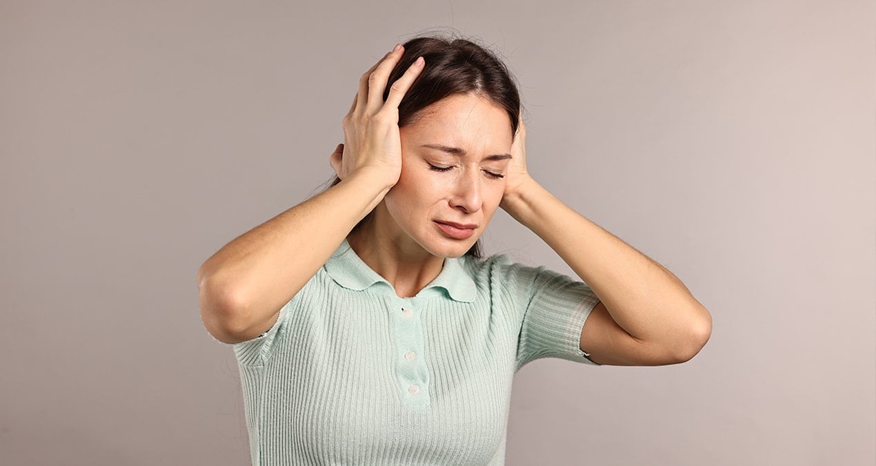 Kulağınızda bu sesleri duyuyorsanız dikkat! Uzman doktor, ölümcül bir nedeni olabileceğini açıkladı