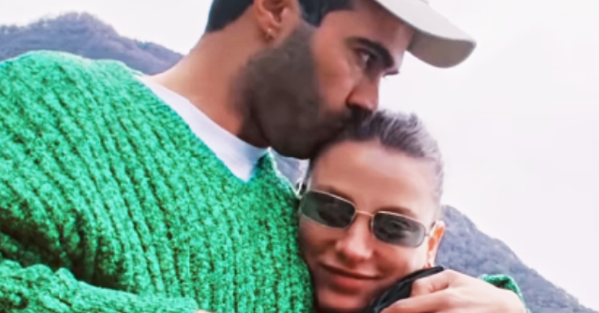 Serenay Sarıkaya ve Mert Demir çiftinden, Sevgililer Günü paylaşımı